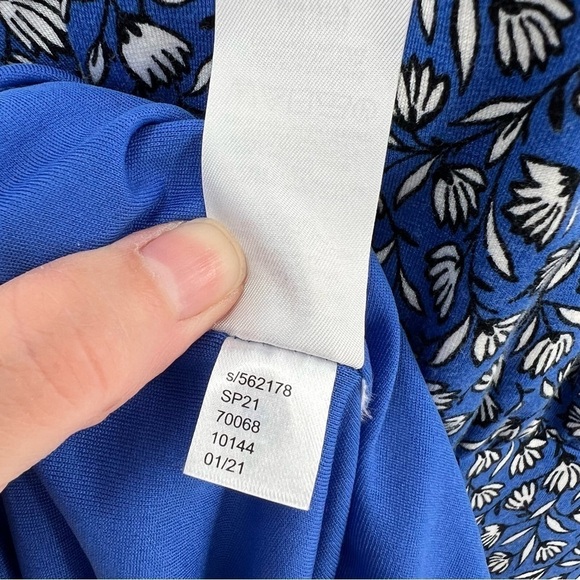 Ann Taylor Floral Dolman Sheath Midi Dress in Blue White Ditsy Floral Size 12 - Picture 10 of 12